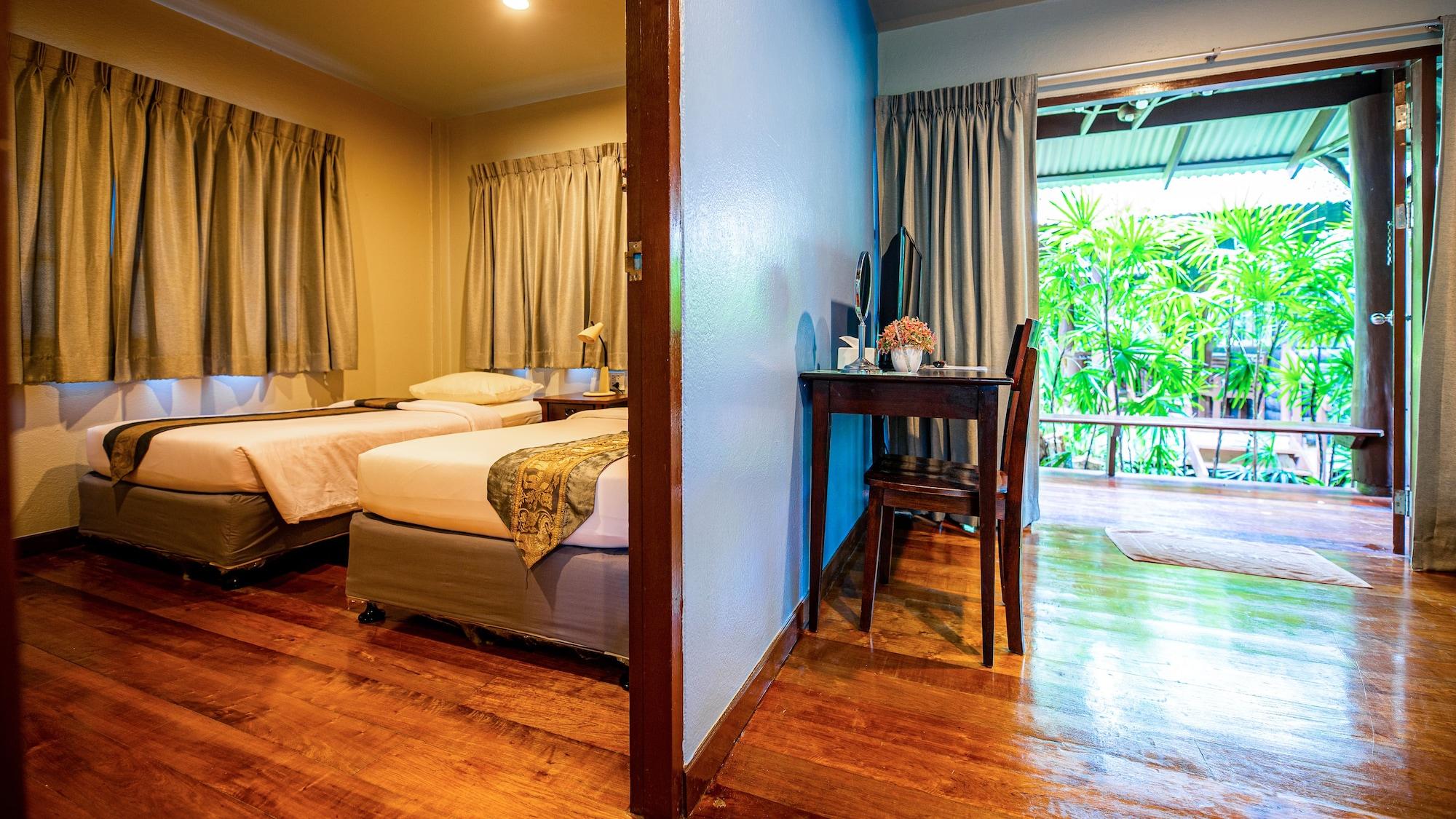 Baan Klang Aow Beach Resort バン・クルート エクステリア 写真