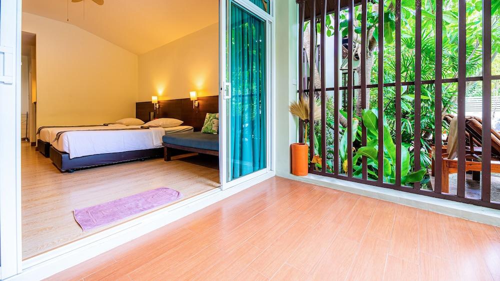 Baan Klang Aow Beach Resort バン・クルート エクステリア 写真