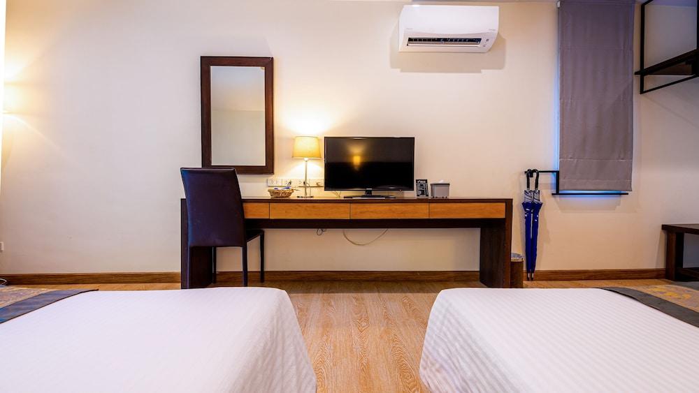 Baan Klang Aow Beach Resort バン・クルート エクステリア 写真