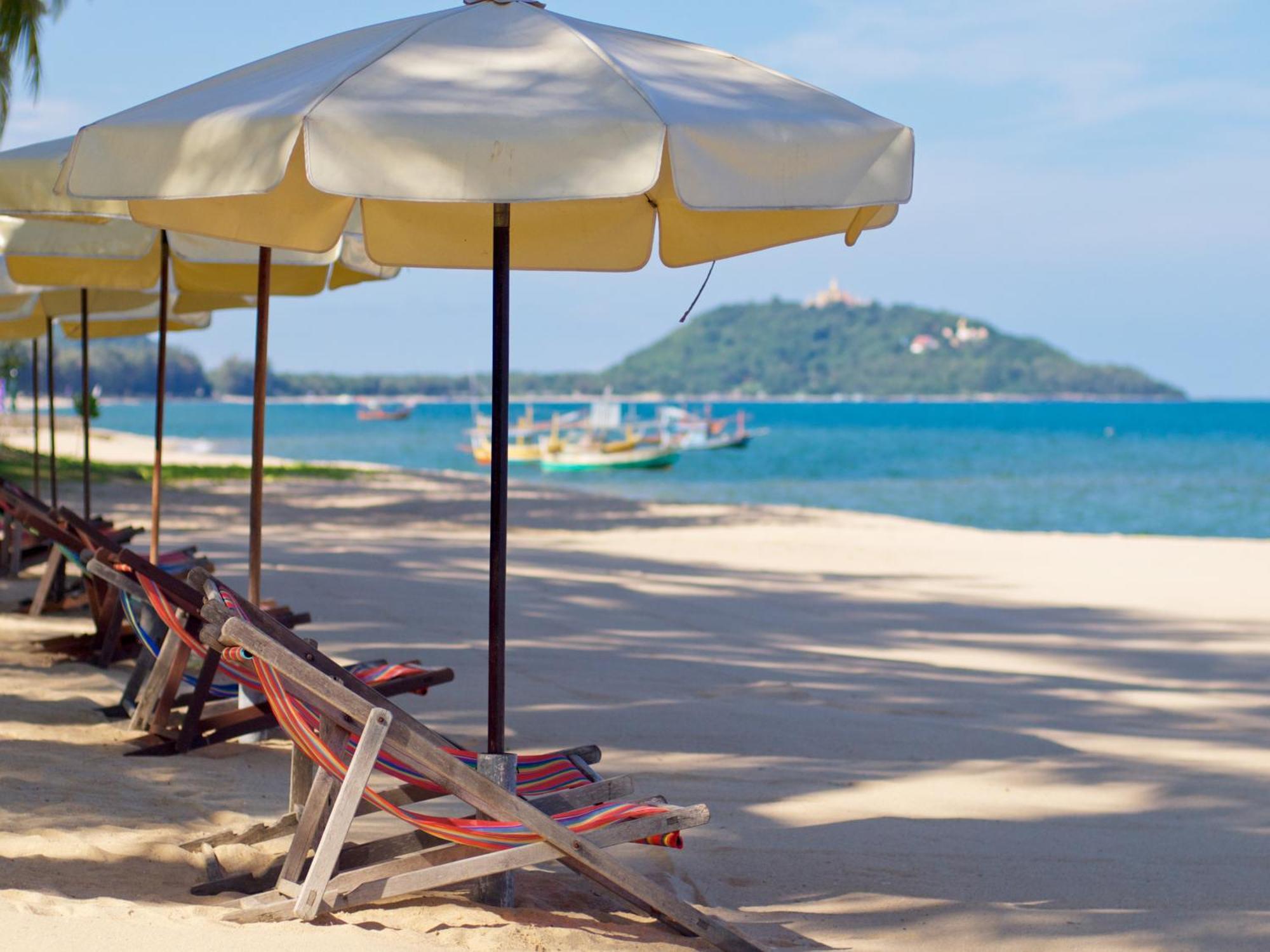 Baan Klang Aow Beach Resort バン・クルート エクステリア 写真