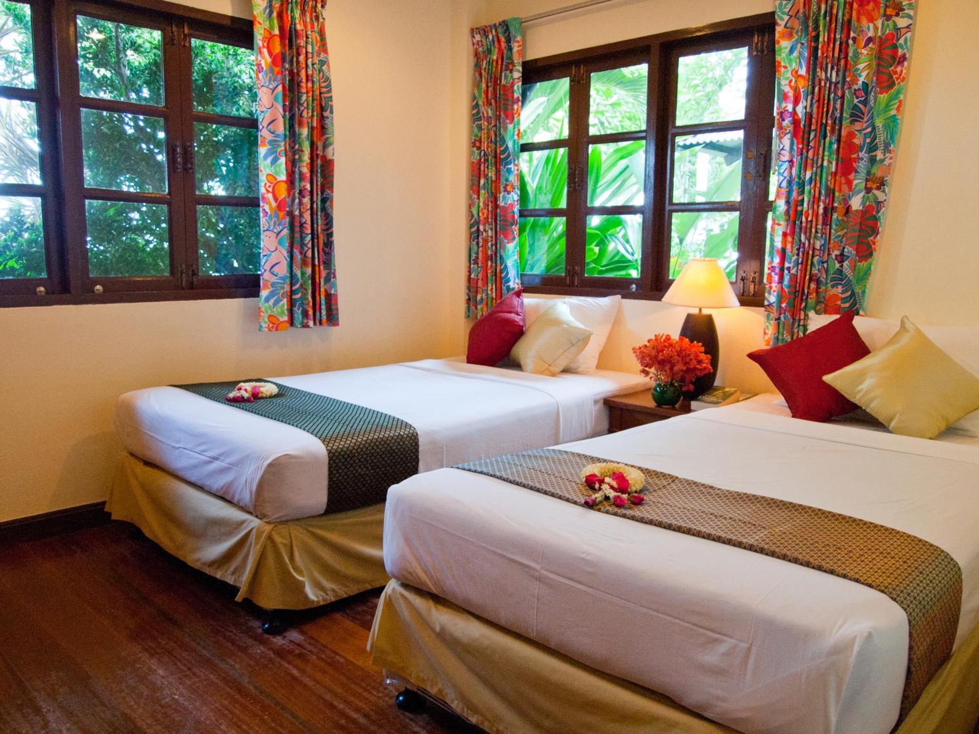 Baan Klang Aow Beach Resort バン・クルート エクステリア 写真