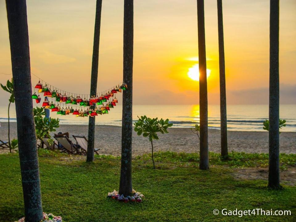 Baan Klang Aow Beach Resort バン・クルート エクステリア 写真